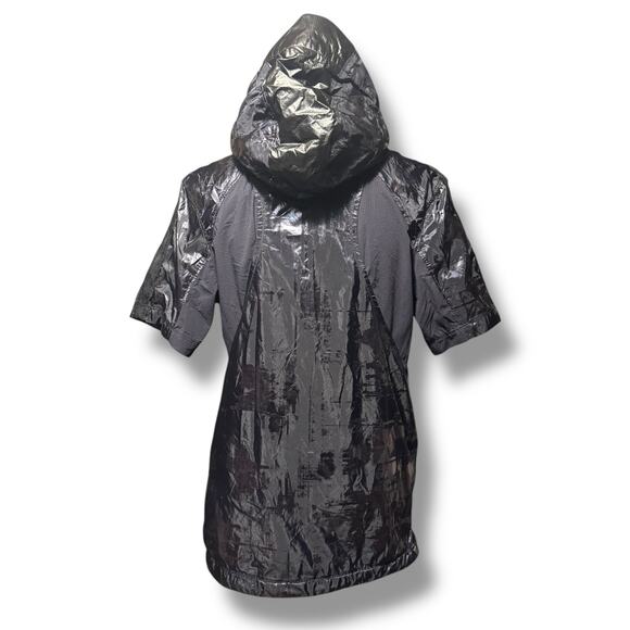 Under Armour Fitted Heat Gear Perpetual Short Sleeve Hooded Jacket Black Medium - Picture 8 of 12